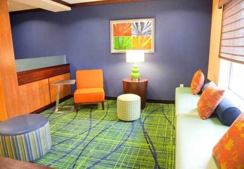 Fairfield By Marriott Peoria East Hotel Exterior photo