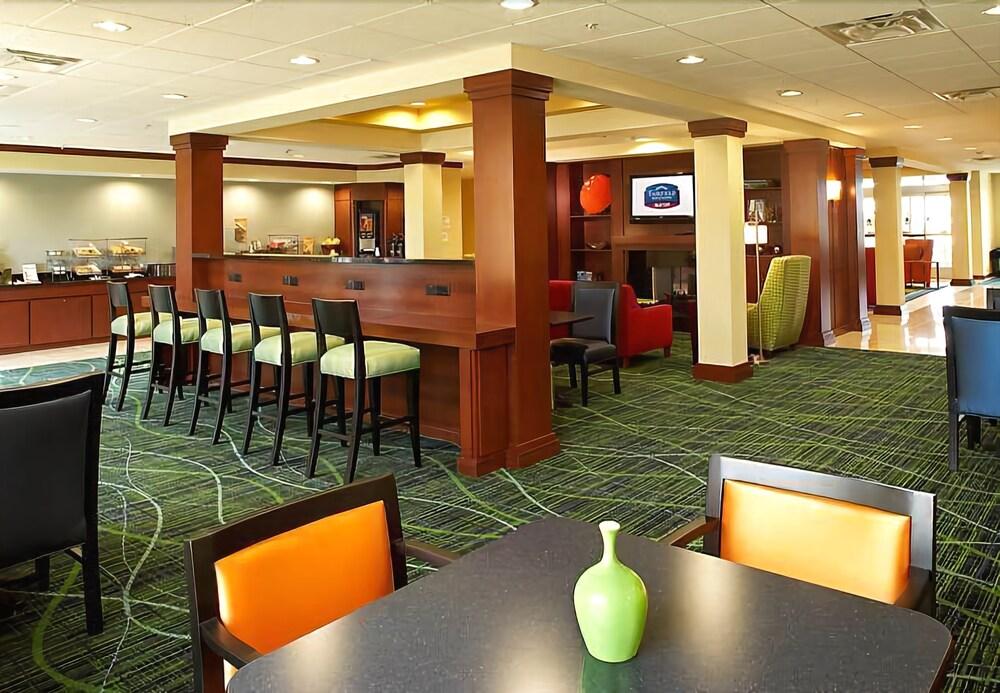 Fairfield By Marriott Peoria East Hotel Exterior photo