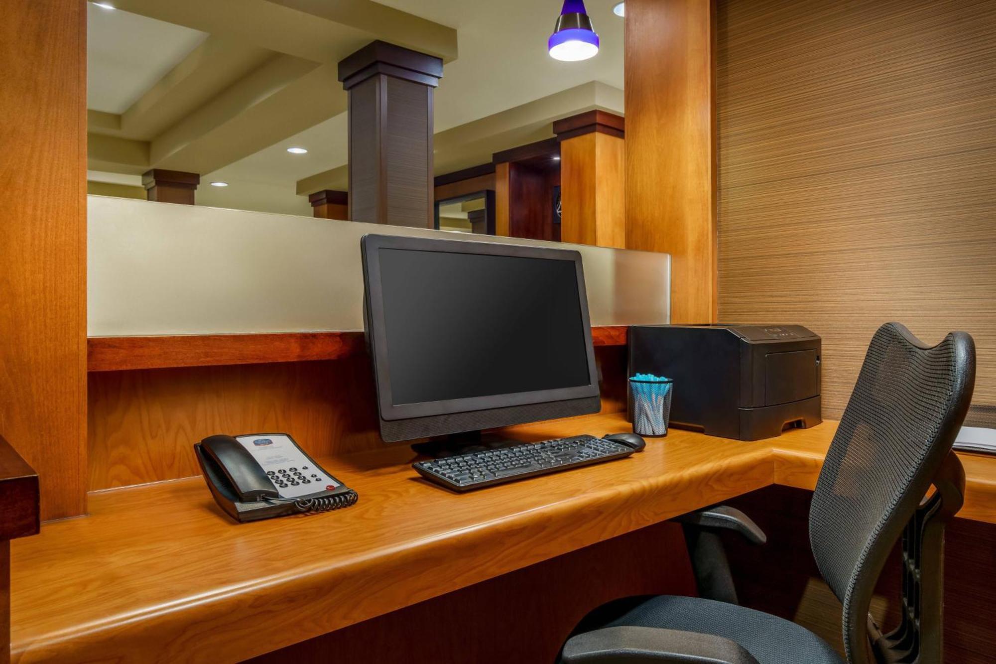Fairfield By Marriott Peoria East Hotel Exterior photo