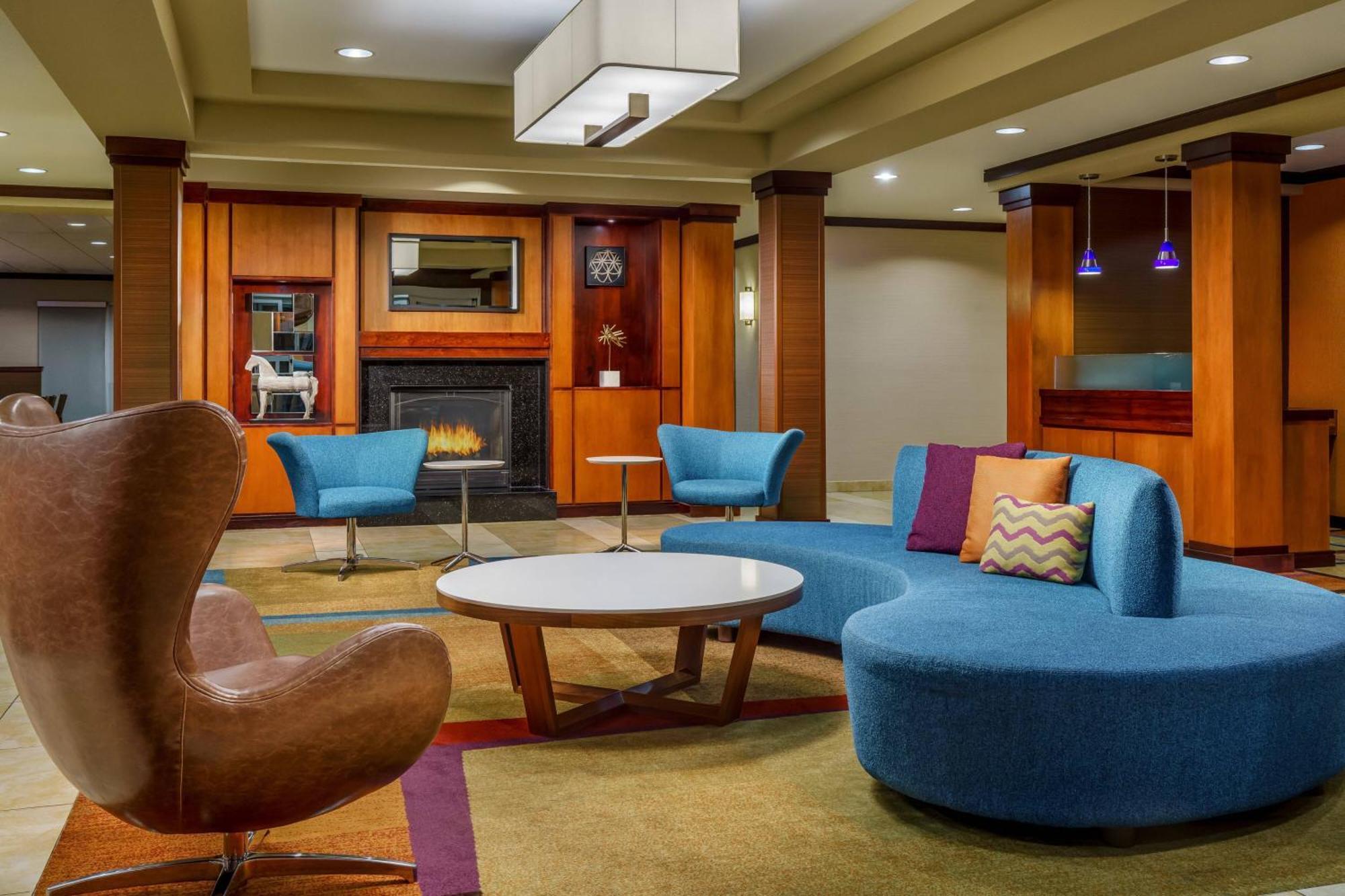 Fairfield By Marriott Peoria East Hotel Exterior photo